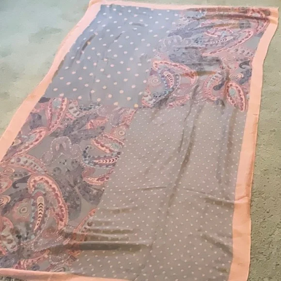 Women’s large chiffon scarf/shawl/wrap - Picture 3 of 5